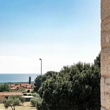 Beautiful Torre Ii With Whirlpool In Tar